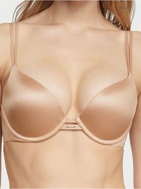 Victoria's Secret 38D Nude Very Sexy Smooth Push-Up Bra  new with not tag